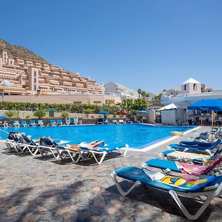Castle Harbour Matthew's Flat Cristianos By Lovetenerife Appartement