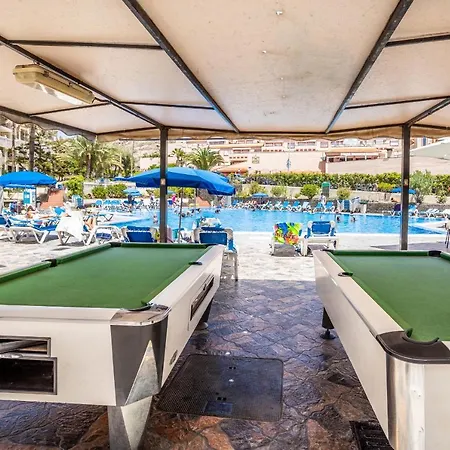 Castle Harbour Matthew's Flat Cristianos By Lovetenerife Appartement